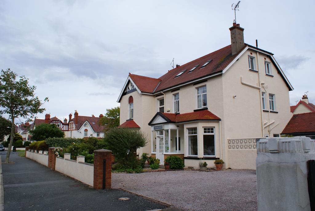 Cleave Court Guest House Llandudno Exteriér fotografie