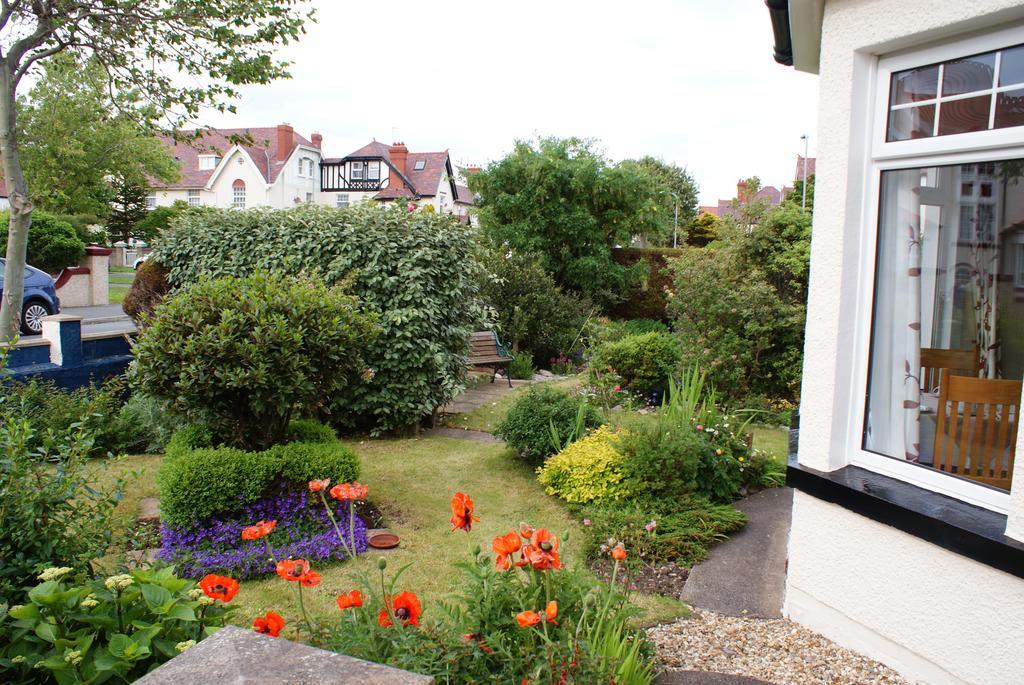 Cleave Court Guest House Llandudno Exteriér fotografie